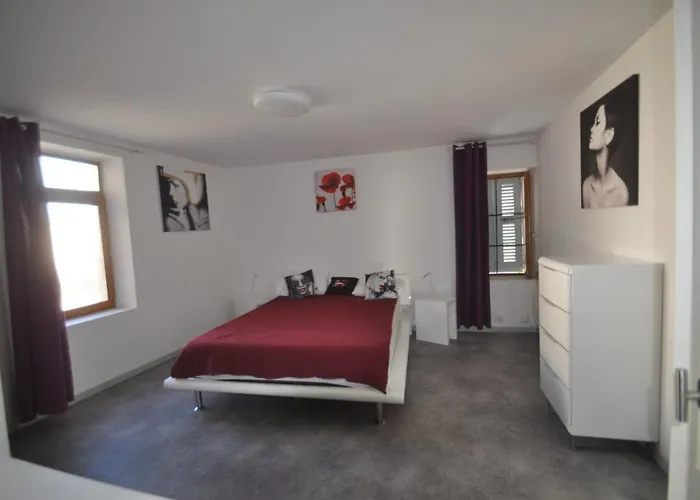 sassenage au pied du Vercors 2 appartements